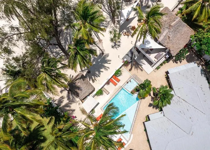 Seashore Beach Hotel
